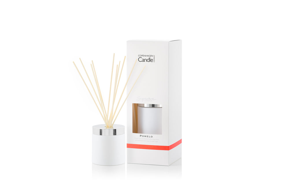 
            
                Load image into Gallery viewer, Pomelo Reed Diffuser 150ml
            
        